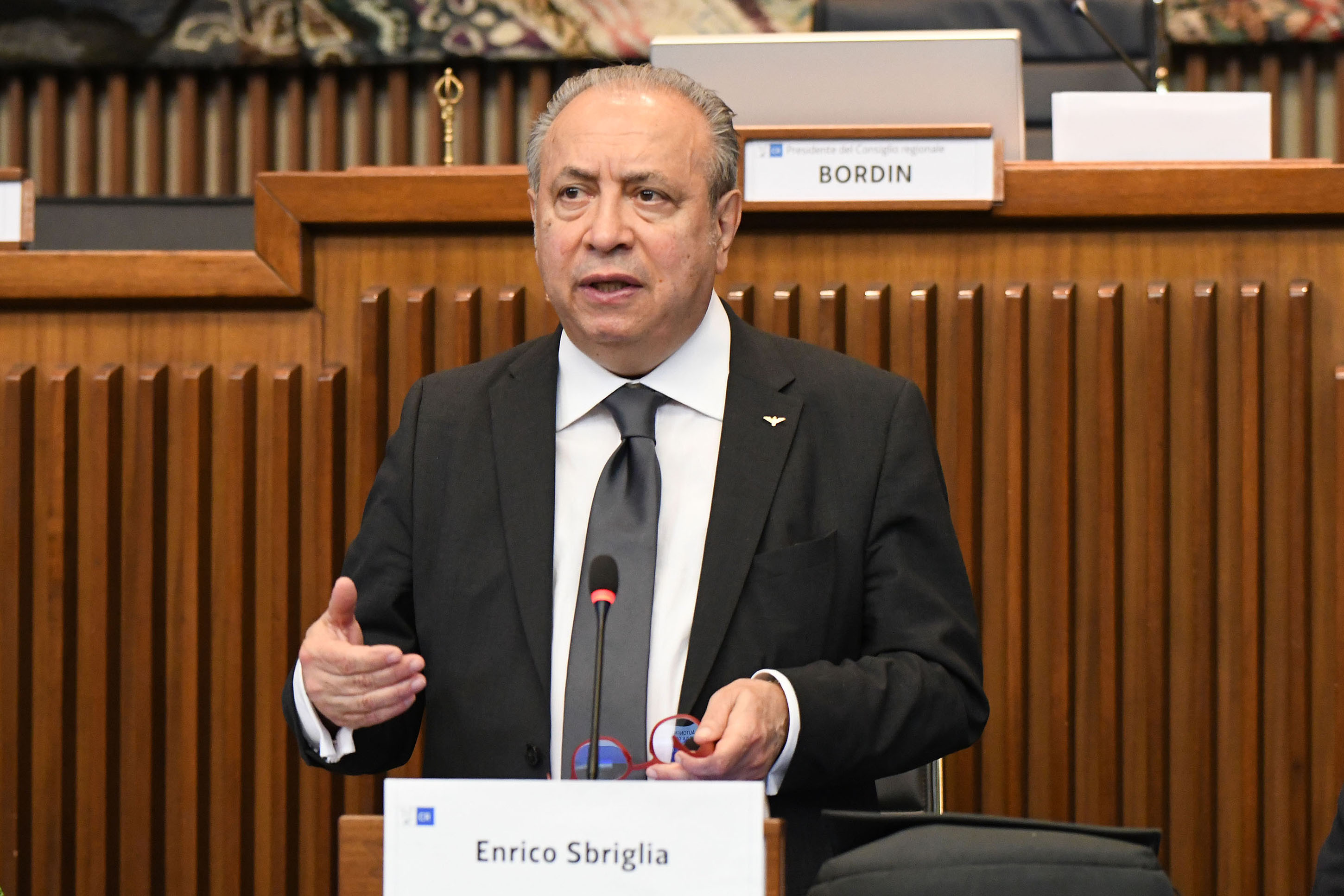 CARCERI. DA CONVEGNO GARANTE EMERGE NECESSITÀ DI SPAZI PER RIEDUCARE